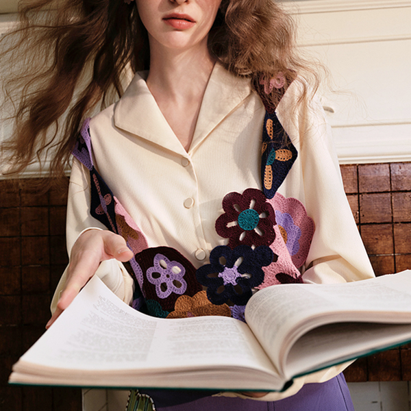 【2color】かぎ編みマルチカラーフラワーモチーフベスト&レースディテールルーズシャツセットアップ    《Z00654》