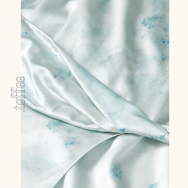 ミルクを飲む子犬プリントのノースリーブワンピース《Z00964》