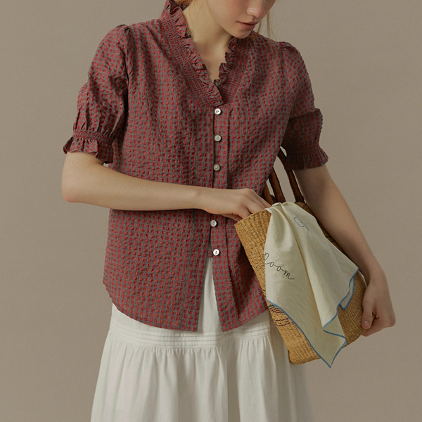 フリルネックチェック柄ブラウス《Z00822》