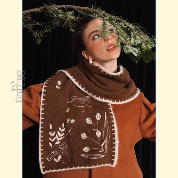 自然と夢が織りなす芸術的アクセサリー:鳥と植物刺繍のショール 《C0192》