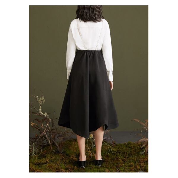 バンビ刺繍サスペンダースカート C0075