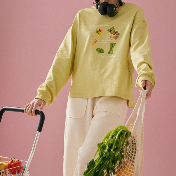 【2color】ベジタブルプリント入りロングTシャツ Z00128