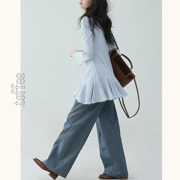 ボタンディテールペプラムトップ《Z00837》
