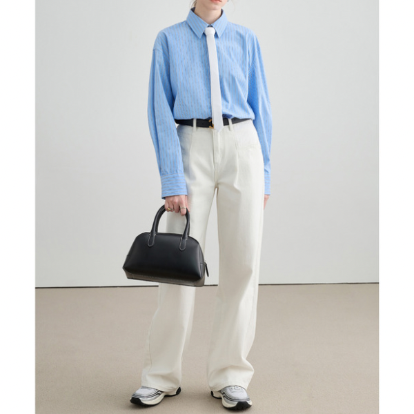 タック入りホワイトストレートデニム X-294