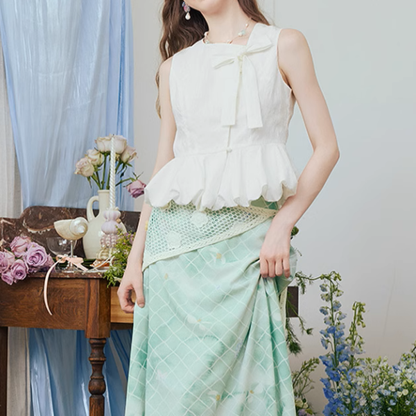 リボン装飾付きアシンメントリーペプラムトップ《Z00975》