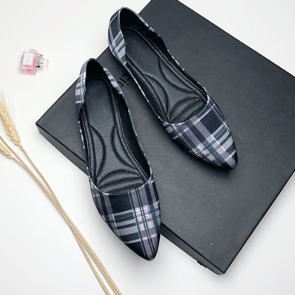 【3color】ポインテッドトゥチェッカーパンプス AU-316