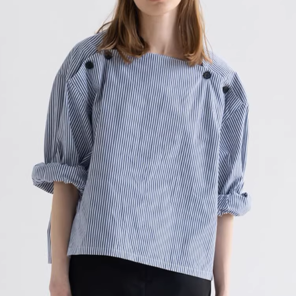 スクエアネックストライプドロップショルダーシャツ《Z00906》