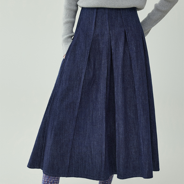 ポケット付きロングデニムプリーツスカート 《Z00732》