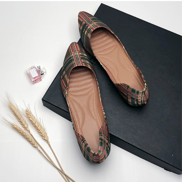 【3color】ポインテッドトゥチェッカーパンプス AU-316