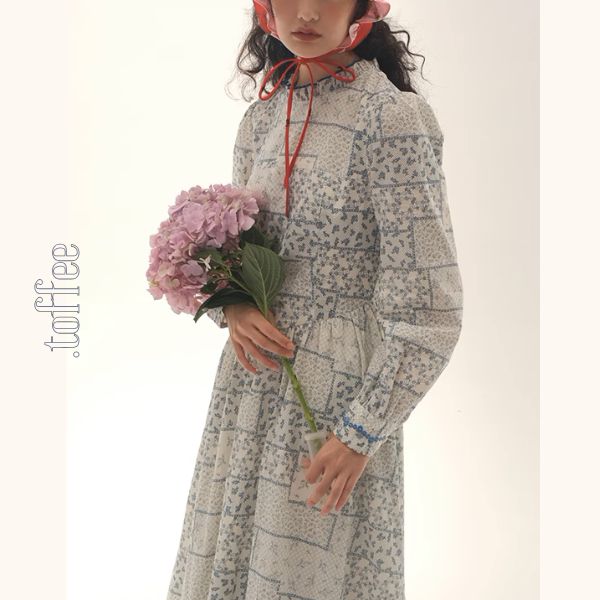 パッチワーク小花柄ロングワンピース《Z00986》