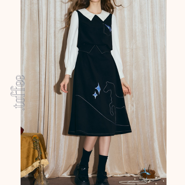 星を見上げる馬の刺繍ワンピース《Z01122》