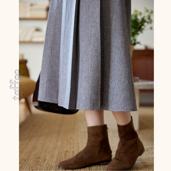 ボウタイ付きベスト&ミモレ丈プリーツスカートのセットアップ《Z00850》