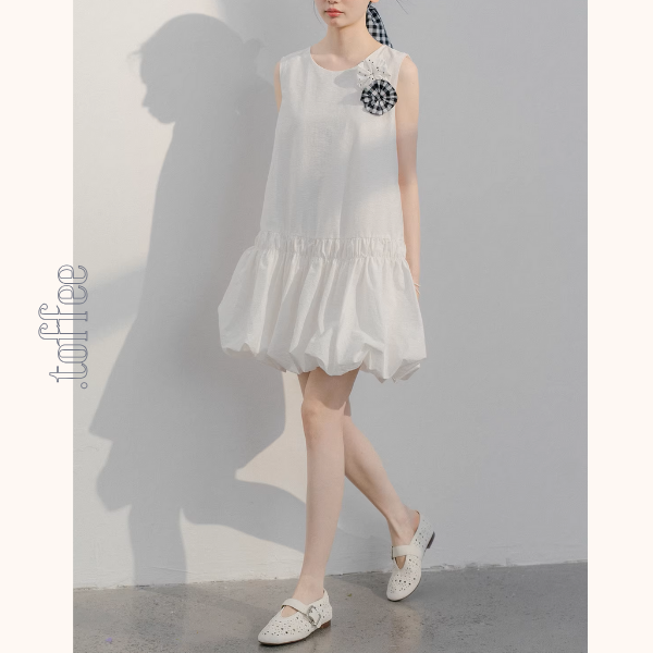 【2color】ふんわり咲く花モチーフのバルーンワンピース《Z01073》