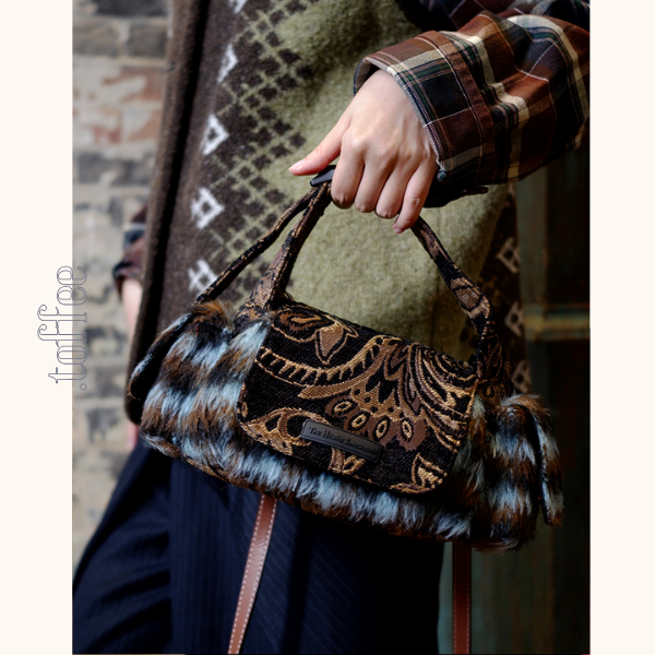 ファー付きダマスク織りショルダーバッグ 《Z00788》