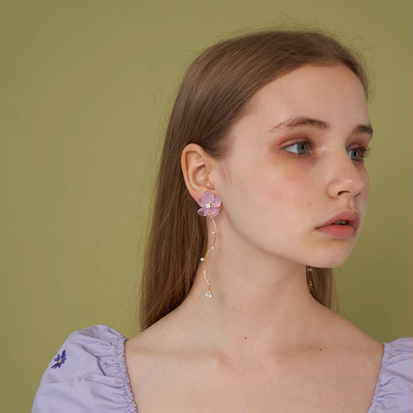 【2pattern3color】揺れる花のきらめき*パール×カーブイヤーアクセサリー《Z01187》