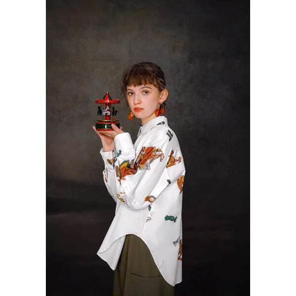 【2color】くるみ割り人形プリント2WAYスリーブシャツブラウス C0108