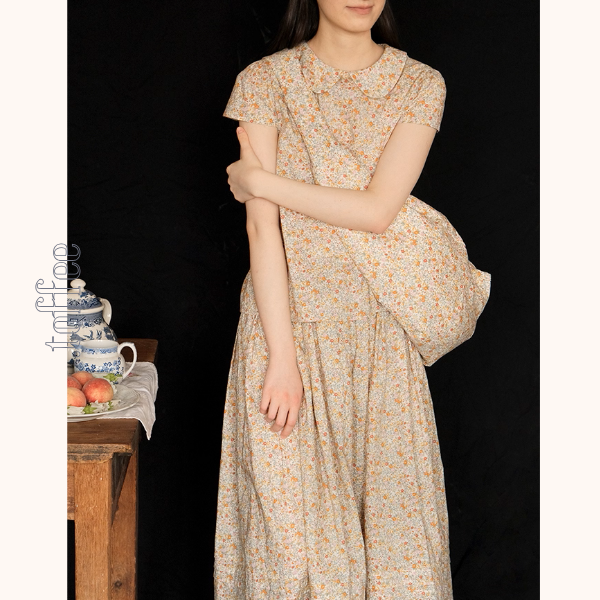 小花柄ブラウス&ロングスカートセットアップ《Z01048》