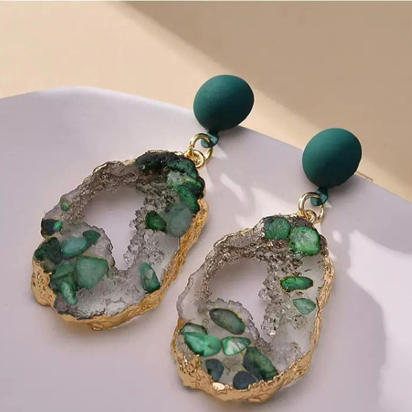 【2color】ジュエリーデザインコントラストストーンピアス AU-277