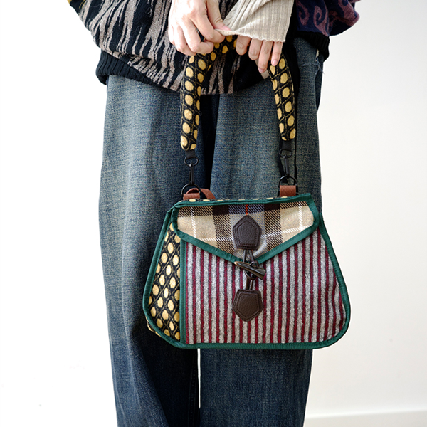 ストライプ切り替えドットショルダーバッグ   Z00488