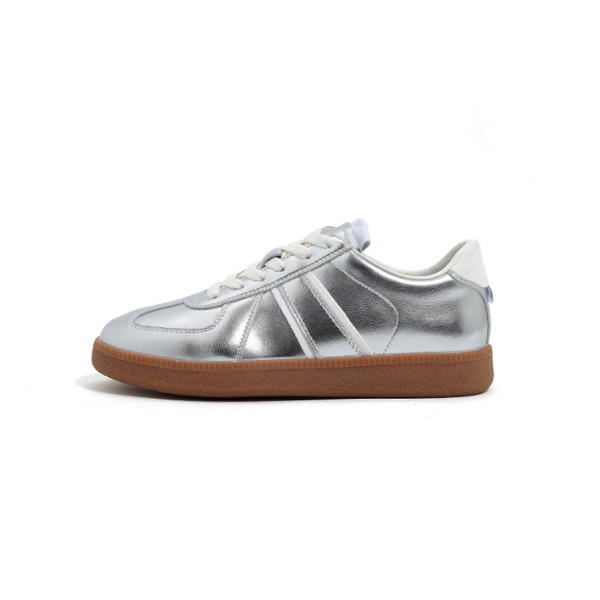 カジュアルシルバースニーカー X-254