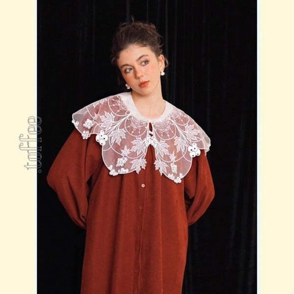 クラシックに新たな息吹:ガーリーなシャツワンピース 《C0199》