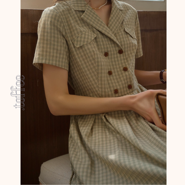 ダブルブレストチェック柄トレンチワンピース《Z00901》