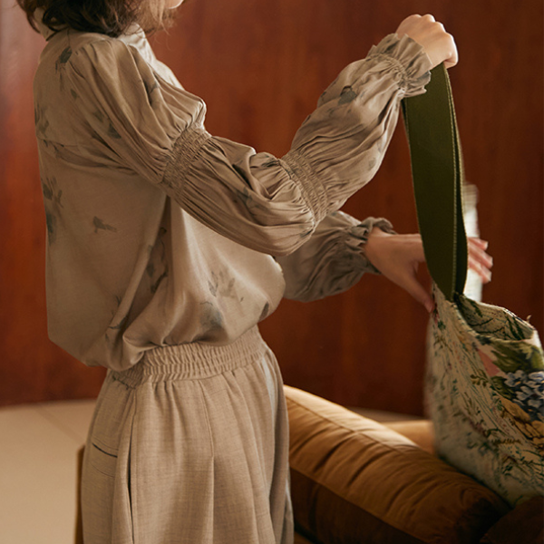 ティアードパフスリーブシャツ AU-414