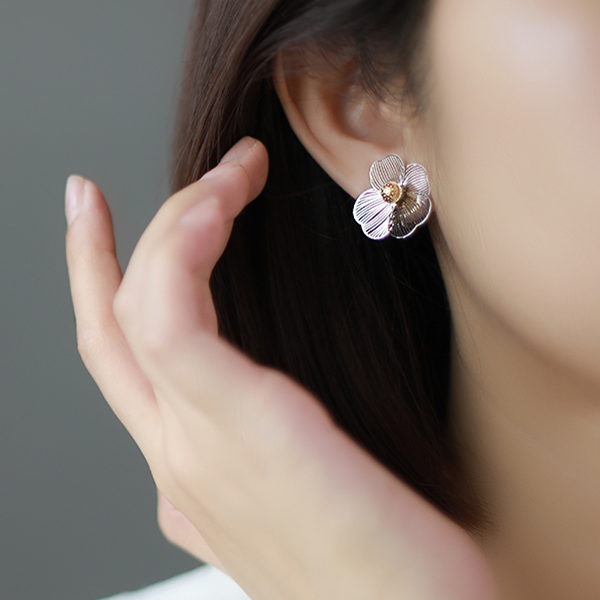 【2pattern】ワイヤーフラワーモチーフイヤーアクセサリー 《Z00768》