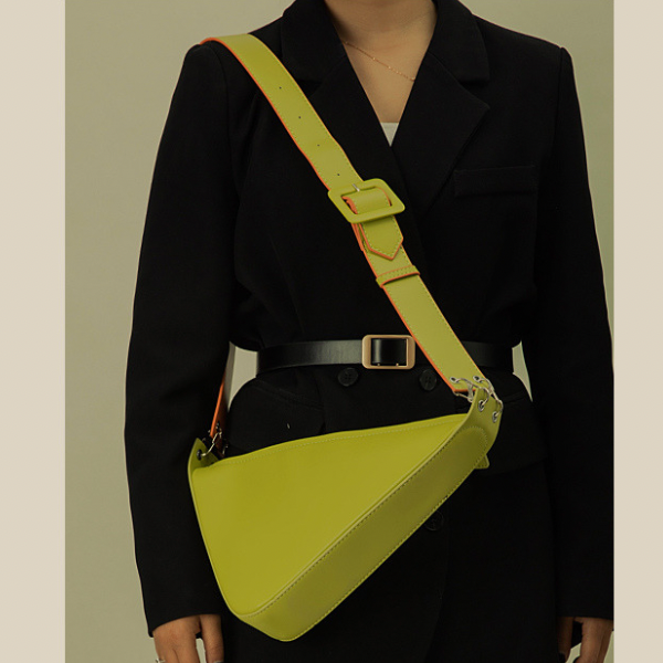 【5color】トライアングルショルダーバッグ X-282