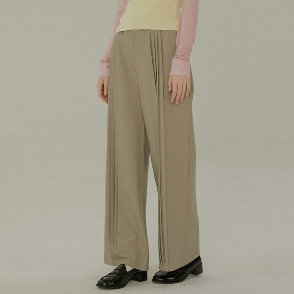 プリーツ入りストレートルーズパンツ Z00382