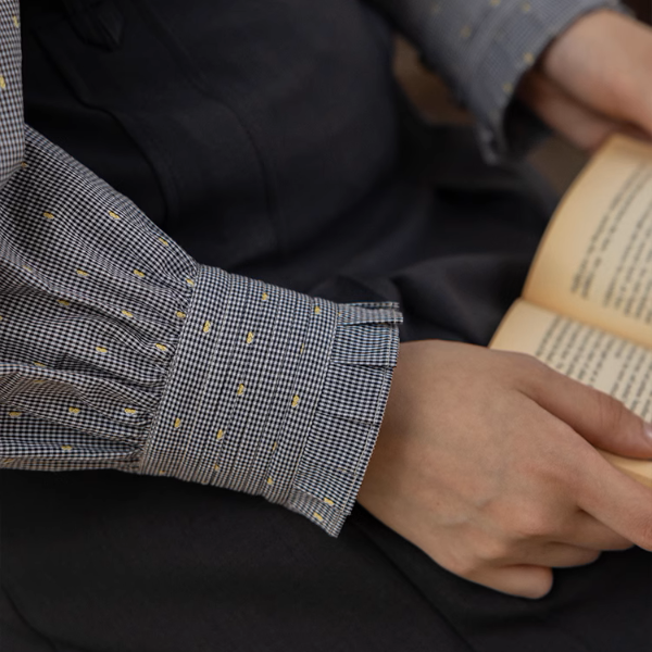 【2pattern】フリル&プリーツディテールブラウス《Z00860》