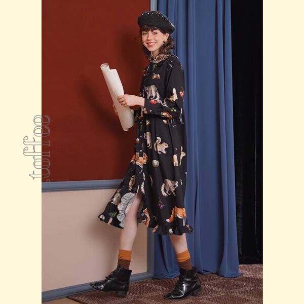 レトロエレガンス:クラシックアートのブラックシャツワンピース 《C0209》