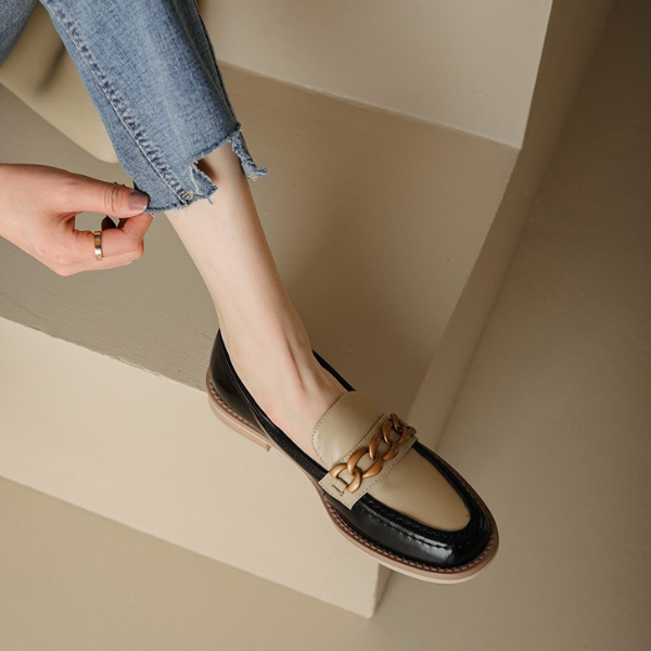 コントラストカラーアッパーチェーンローファー AU-121