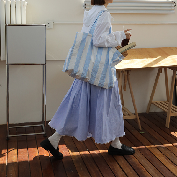 【2color】お花モチーフの中空フードジャケット Z00353