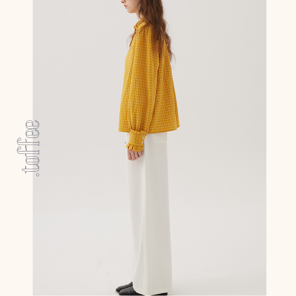 フリルネックチェック柄スリムシャツ《Z00848》