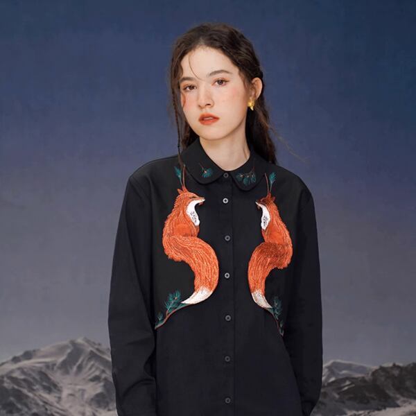 フェイクツーピースフォックス刺繍ブラウス C0105