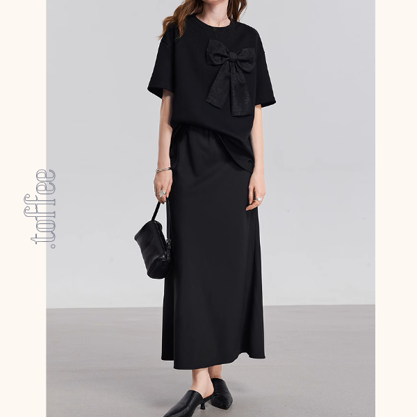 【2color】ビッグリボンクルーネック半袖Tシャツ《Z00933》