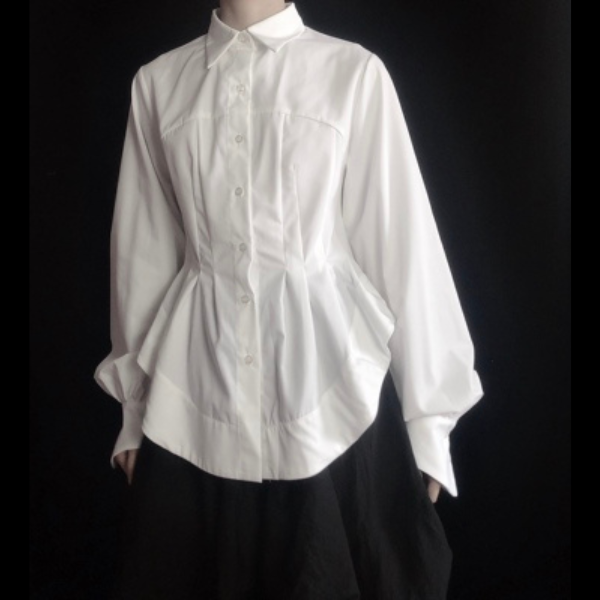 ウエストスクイーズラウンドヘムシャツ AU-413