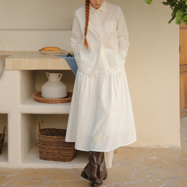 レース装飾ホワイトブラウス《Z00832》