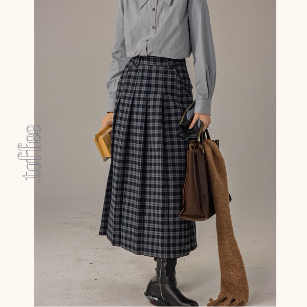 【2color】ベルトディテールチェック柄ベスト&ロングプリーツスカートセットアップ《Z00856》