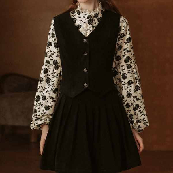 スタンドカラーブラックローズレースブラウス X-470