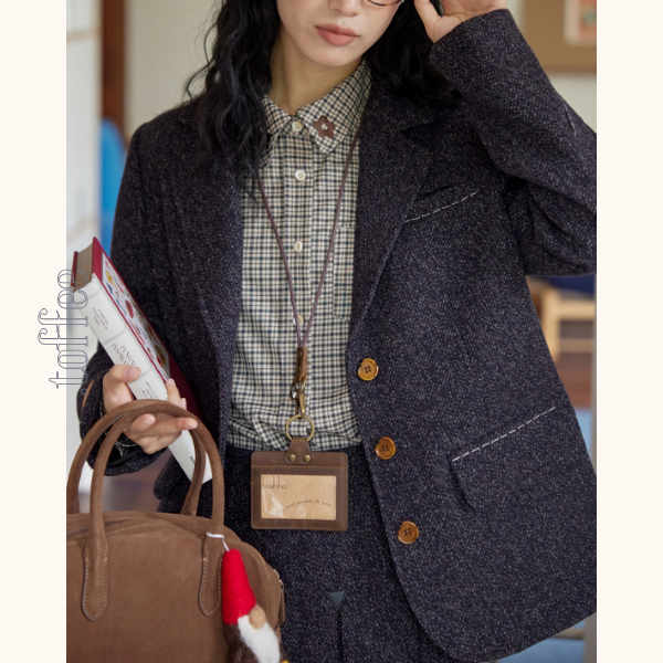 ミドル丈ジャケット&プリーツスカートのウールセットアップ Z00559