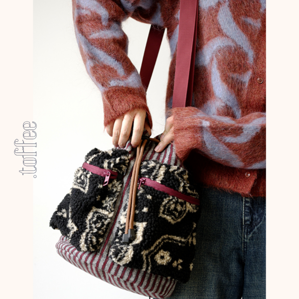 ドローストリング付きボアショルダーバッグ Z00606