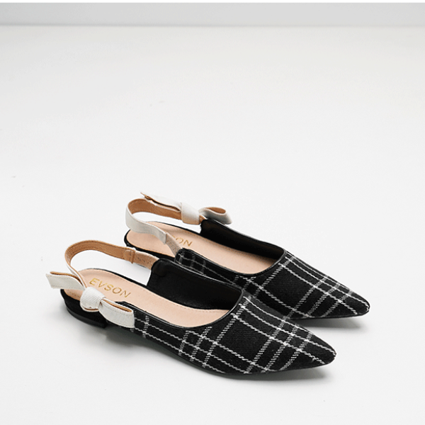 モノトーンバックストラップシューズ X-022