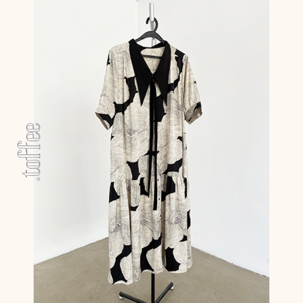モノトーンプリントボウタイワンピース Z00420