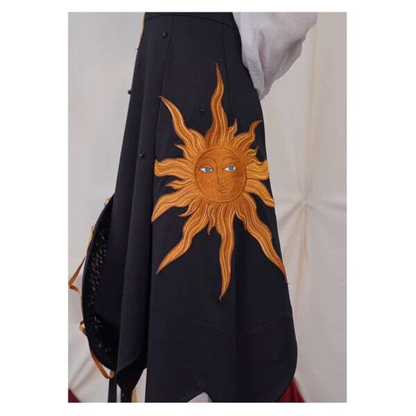 【2color】太陽刺繍サスペンダーワンピース C0080