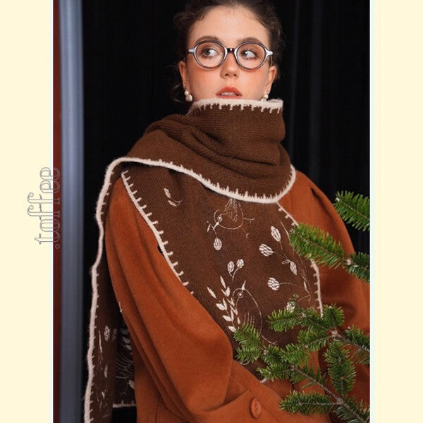 自然と夢が織りなす芸術的アクセサリー:鳥と植物刺繍のショール 《C0192》