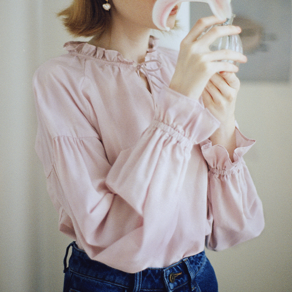 【2color】リボン&フリルディテールブラウス 《Z00755》