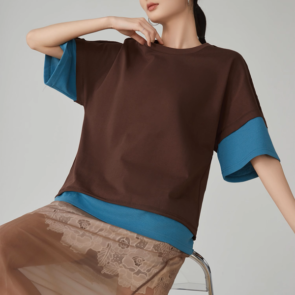 バイカラークルーネックレイヤード風トップス《Z00920》