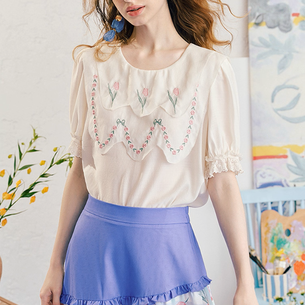 ノスタルジック花刺繍ブラウス《Z01057》
